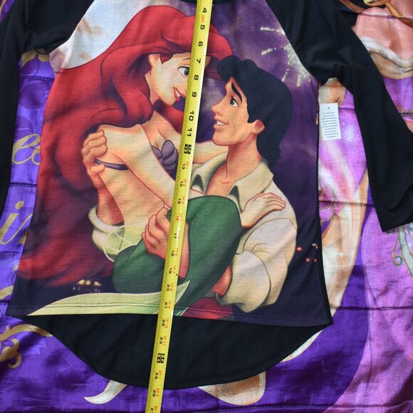 RETRO STYLE Disney Little Mermaid Ariel & Prince Eric Long Sleeve T-Shirt Small - Picture 7 of 10
